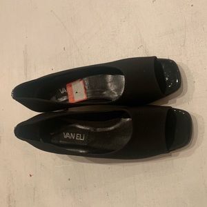 VANELi black open toe heels